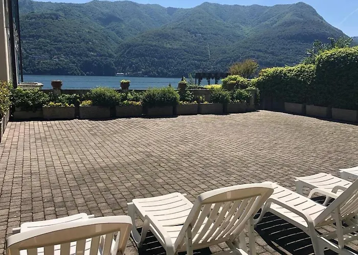 Larius Carate Urio Laglio